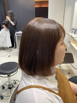 IJK 表参道 サラツヤボブ