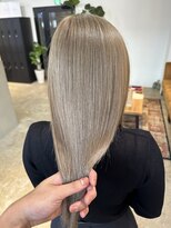 メリー オオサカ(Merly Osaka)&nbsp;ミルクティーのようなハイトーンベージュ！