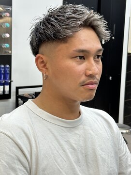 メンズ ラピス 横浜店(Men’sLapis) 短髪ホワイトメッシュ