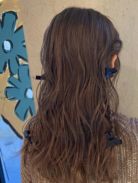 レジュアル(RESSUAL) イヤリングカラー ボブ 大人かわいい フェザーバング