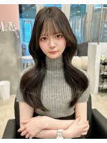 クム(kumu)&nbsp;レイヤーカット/前髪カット/顔周りカット/シースルー/名古屋/栄