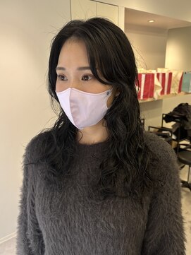 ハル 南平岸(HARU) くるくるパーマのロングスタイル