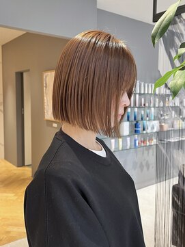 ウノプリール 西梅田ハービスプラザ店(uno pulir) 【JUNYA HANDA】30代にオススメ 切りっぱなし顎ラインBob