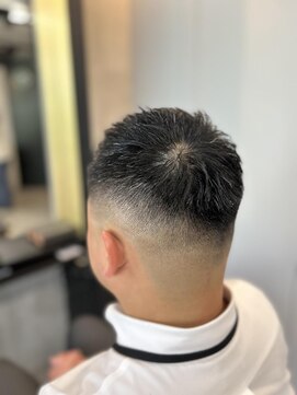 フランクスバーバーリザーブ 人形町店(FRANK’S BARBER RESERVE) スキンフェードフェザーH