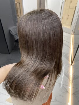 ラピス 渋谷本店(Lapis) オリーブベージュ