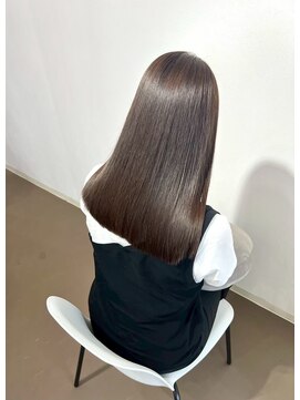 イオエ 元町(ioe) ココアベージュ/小顔カット/透明感カラー/髪質改善カラー