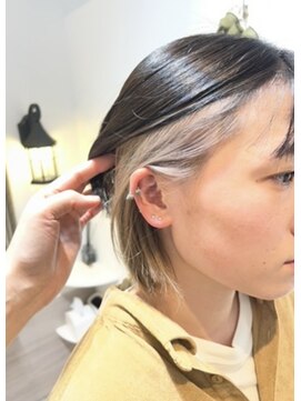 イヤリングカラー　ボブ