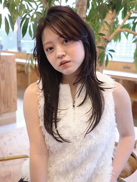 シア(sia) エアリーレイヤー髪質改善20代30代大人女性心斎橋韓国韓国風