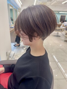 アッシュ 下北沢店(Ash) ベージュの刈り上げショートボブ