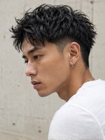 ディスイズバーバー(THIS IS BARBER)&nbsp;メンズショート スパイラルパーマ フェードカット アップバング