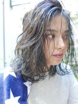 ブロック ジャポン(bloc japon)&nbsp;レイヤーカットを活かした簡単アレンジ・くせ毛風