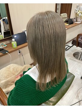 ラルゴ(Largo) ハイトーンミルクティーベージュ