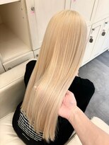 ベレーザ 渋谷(BELEZA)&nbsp;9882渋谷ブロンドホワイトアッシュ髪質改善ストレート韓国ヘア