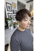 大人おしゃれ刈り上げショート