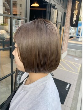 オーガニック アトリエ 大宮(organic+atelier) 透明感20代30代40代髪質改善カラー内巻きショートボブ小顔艶感