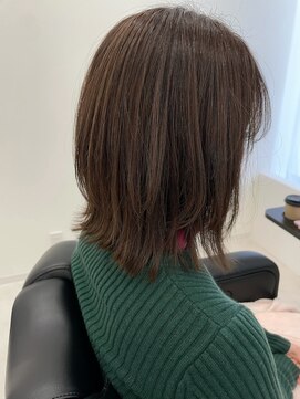 クロス ツー(COROSS2) レイヤーボブ　レイヤーカット　くびれヘア　ミディアム