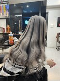 ＊ホワイトグレー×ローライト