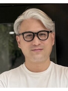 バーバー ミキ 塚本(BARBER MIKI) 大人のかきあげスタイル