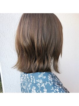 リジェールビューティガーデン(REJOUIR BEAUTY GARDEN) 肩下外はねボブ