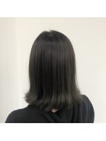 ヘッズ 市川(HEADS ex) タッセルカット 韓国風 暗髪カラー HEADS