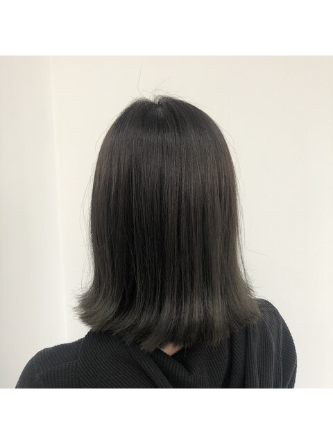 タッセルカット 韓国風 暗髪カラー HEADS