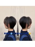 耳掛け×束間ショートボブ