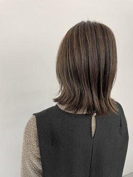 シャイバイブランチ(shy by branch) ハイライト×白髪ぼかし