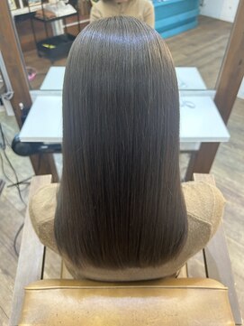 ヘアリゾート リノ(Hair resort Lino) 透け感ベージュ×ミネコラトリートメント