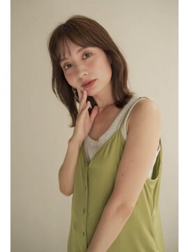 ムク 甲府(muku.) ミディアムヘア/斜めバング/グレージュカラー/甲府駅