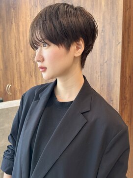 ビュートリアム 南青山(BEAUTRIUM) 大人ショートヘアハンサムショートマッシュショート30代40代50代