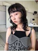 黒髪　パーマ　ミディアム　ウルフ