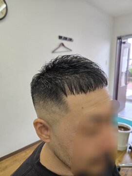 バーバースタイル(BARBER STYLE) 長めのクロップ