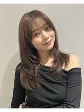 ユーフォリア 新宿通り(Euphoria) レイヤーカット/ハッシュカット/ミディアムレイヤー