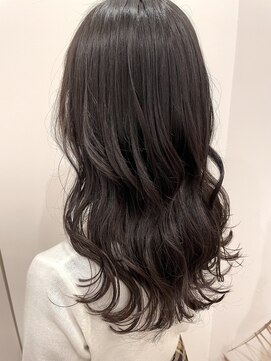 サリュー バイ イザ(Salut by IZA) チョコレートブラウン似合わせカットセミロング