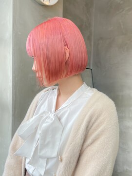 テトヘアー(teto hair) ピンクボブ コーラルピンク 前下がりボブ ぱっつん