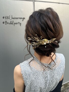 トゥエンティ ファイブ(TWENTY FIVE) おくれ毛ありのアップスタイル/名定