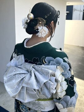 ロジェブルー(Rosier Bleu) 【成人式ヘアセット】お団子×水引きスタイル