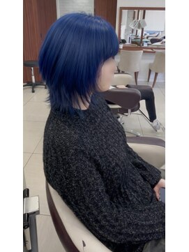 プログレス つくば店(PROGRESS by ヂェムクローバーヘアー) 縮毛矯正履歴 2ブリーチ ブルー