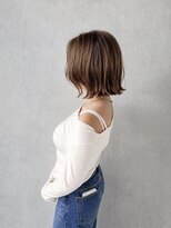 フランチェスカドットボブ(francesca.bob)&nbsp;外ハネボブ×ヘーゼルベージュ【渡辺俊弥】梅田