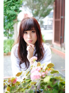 アンテレ ほんのりウェーブ悩ましげロング