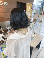 ブレス 小阪店(brace)&nbsp;夏の紫外線はブルーブラックで乗り切る☆