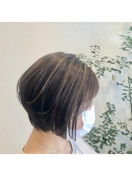 リカモ(ricamo) 小顔ショート×ハイライトカラー
