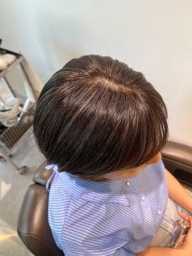 ロエ 平尾山荘(loe) 【脱白髪染めハイライト】×大人ボブ