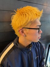 ディスイズバーバーセカンド(THIS IS BARBER 2nd)&nbsp;ブリーチカラー　イエローゴールド　スパイキーショート