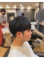 メンズサロン エクシア ブラト(brat) カール感弱めで自然に流れができるくらいのパーマスタイルです。