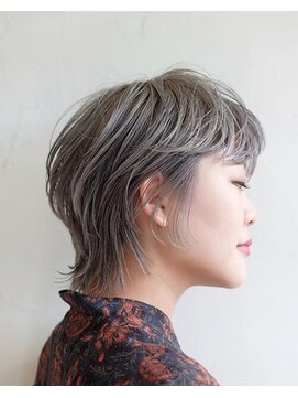 キリエ 豊川稲荷口店(KYLiE) メンズライクウルフ×シルバーアッシュ