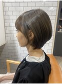 ショートボブ