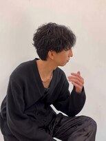 ディータ(Dita) ネープレスコンマセンターパート×シャドウパーマ