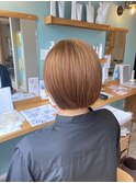 透明感ベージュミニボブ