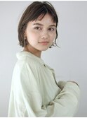 手入れ簡単　透け感カラー　小顔　ボブ　外ハネ　ミニボブ